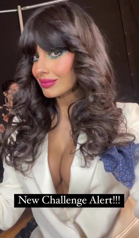 Jameela Jamil nice pornstar photo