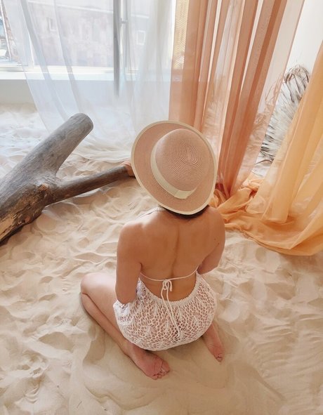 squirt teen onlyfans pornographic pic