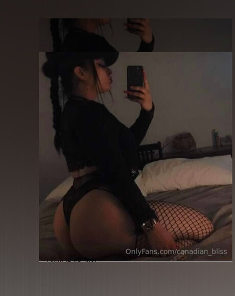 SnowBunny007 model adult archive