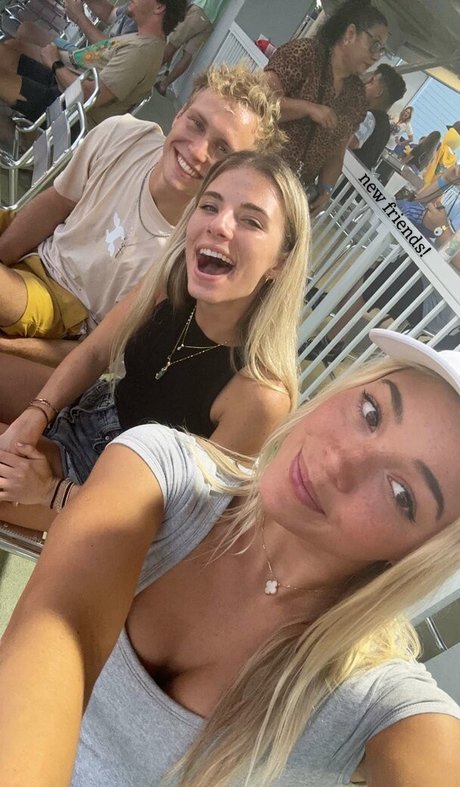 hottest teacher onlyfans naked image