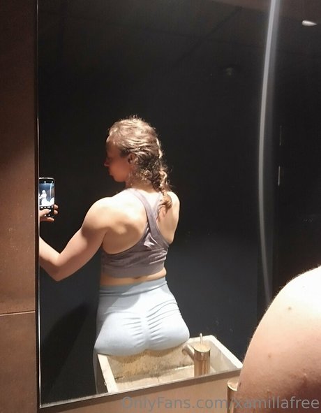 bbc cumshot onlyfans beautiful naked photo