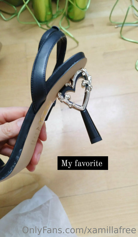 drag queen onlyfans erotic pic