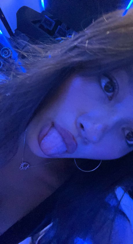 Lily Chee model high quality photos