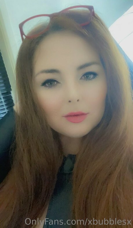 xbubblesx pretty actress photo