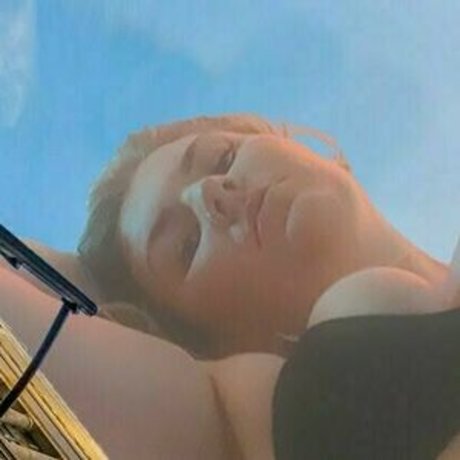 milf slut onlyfans nudes img