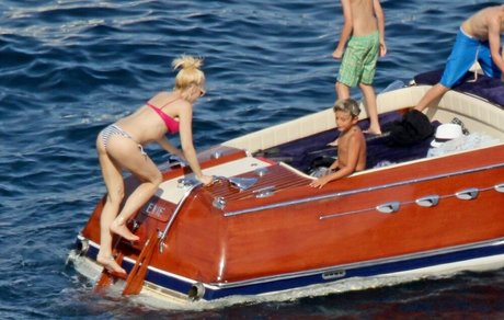 Gwen Stefani star pornographic pics