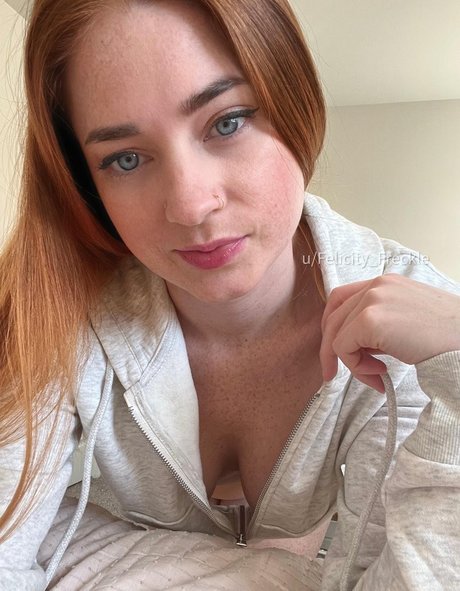 Felicity Freckle erotic star pic