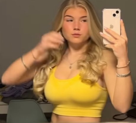 big ass blonde onlyfans free sexy picture