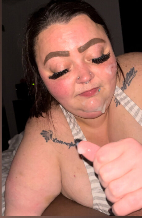 TT BABYY hd pornstar pictures