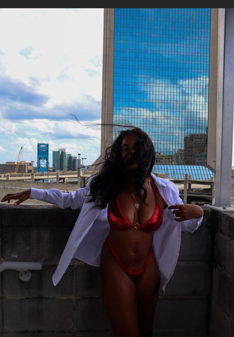 Prescilla top star image