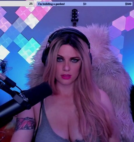 hairy pregnant onlyfans hot naked image