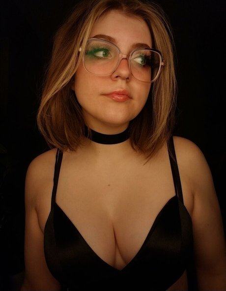 mlglauch erotic pornstar picture