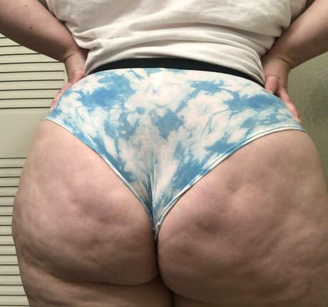 gorgeous milf onlyfans hot naked gallery