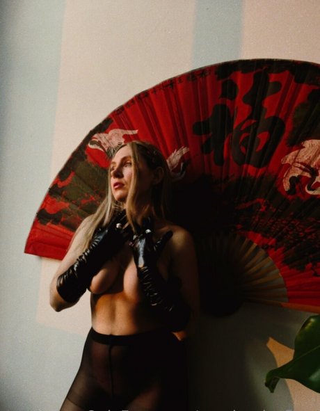 marry strawberry pornstar high quality image