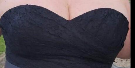 Taylor Bednar perfect model gallery