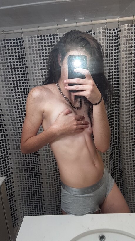 Ruskiee nude star picture