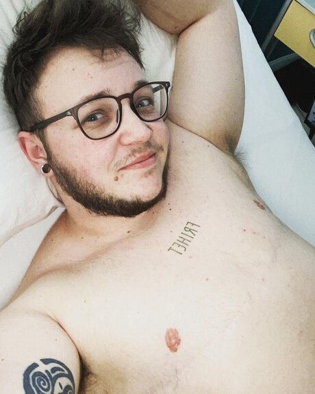 Bennett top model archive