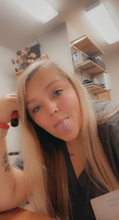 Sierra Brandenburg pornstar naked images