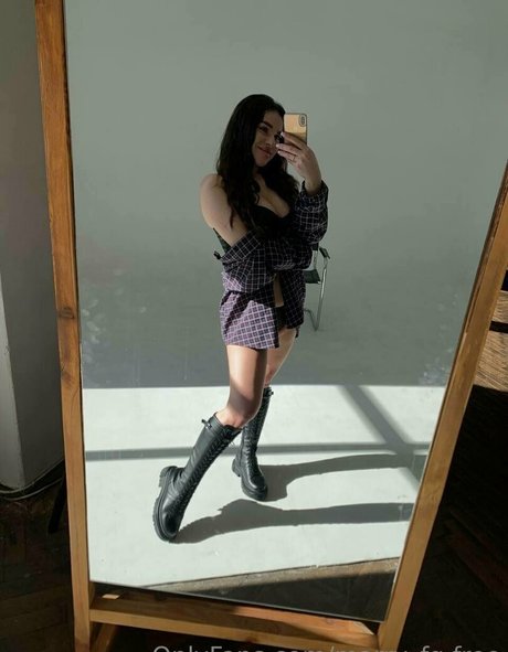 marry fgfree art model pictures