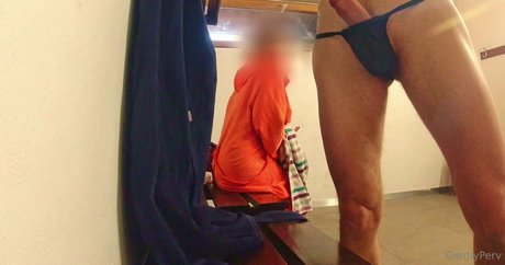 Gentlyperv pornstar pretty img