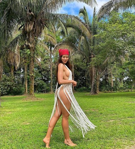 beautiful teen onlyfans hot naked photo