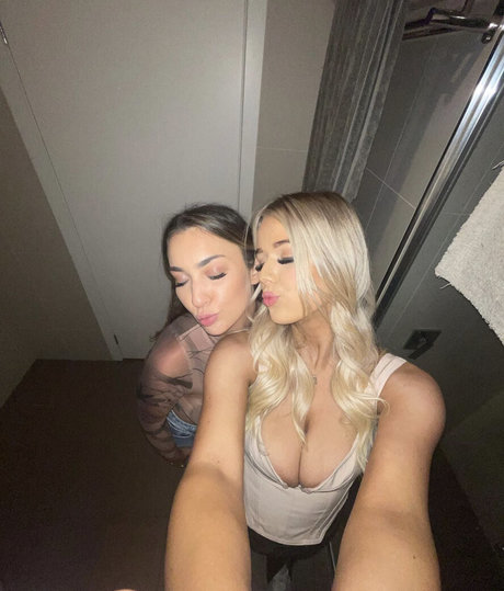 Lauren S naked pornstar photos