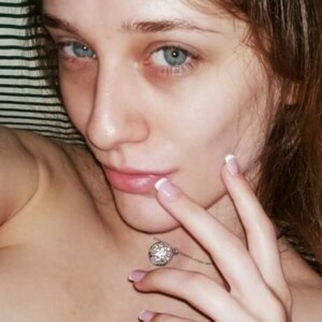 savingmyinsanity erotic model pics