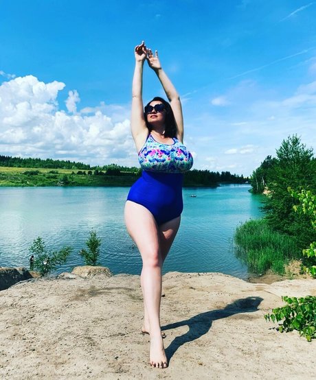 petite ebony onlyfans free nude photo