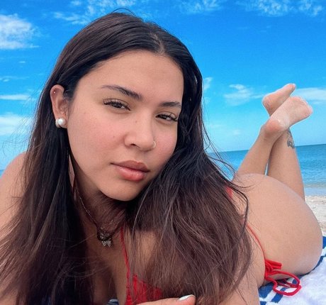 merloanii nude actress img