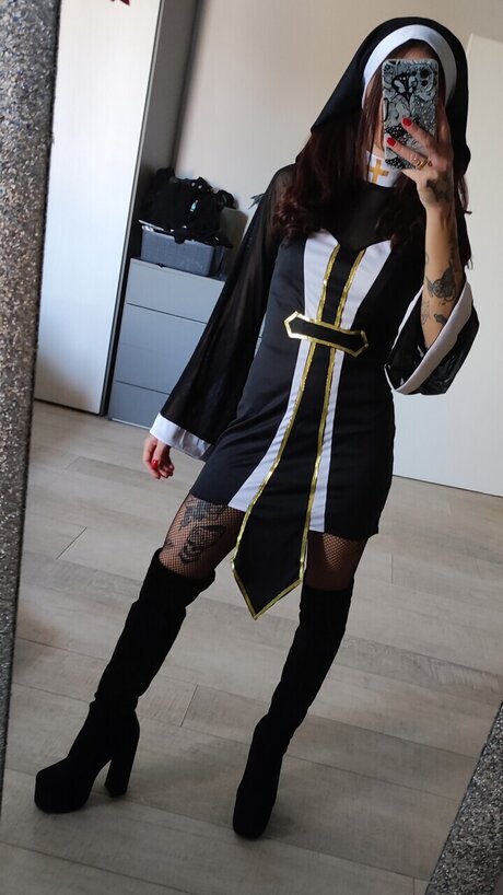 Selvaggia Corona exclusive pornstar image