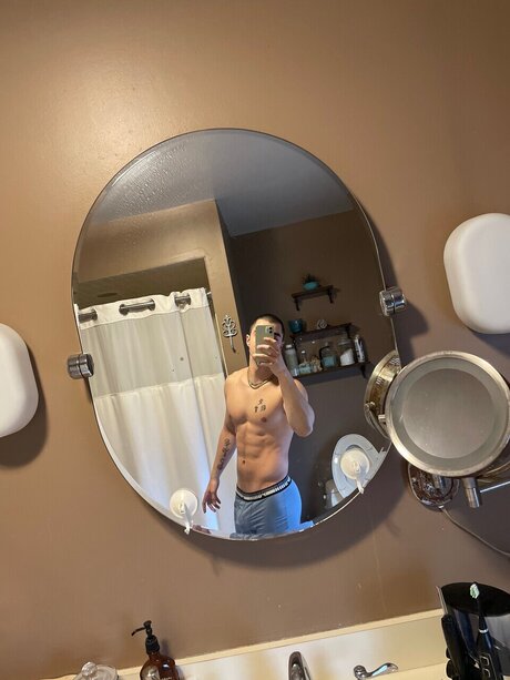 Christopher Barcenas adult actress pics