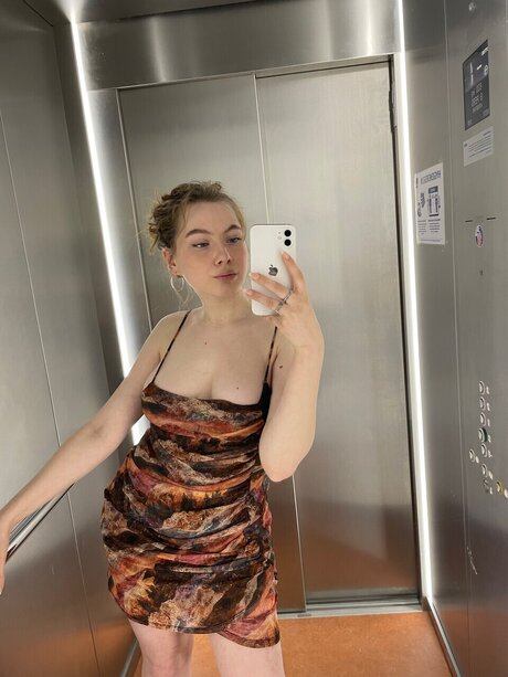 Nina diekmann naked model photo