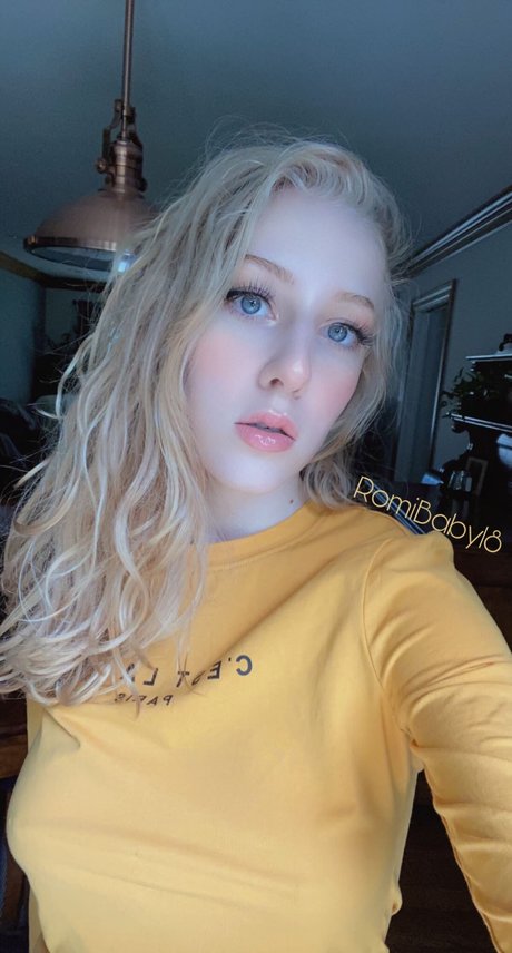 RomiBaby18 star free image