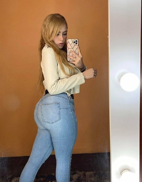 asian shemale onlyfans hd photos