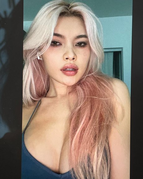 diakimeko high quality model images