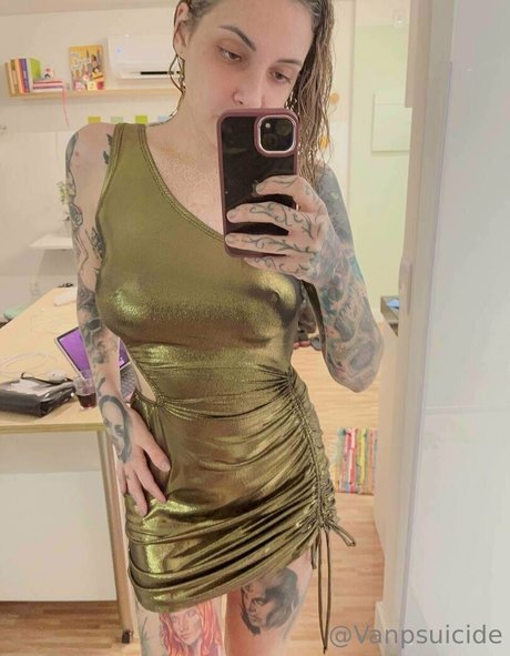 famous midget onlyfans beautiful pics