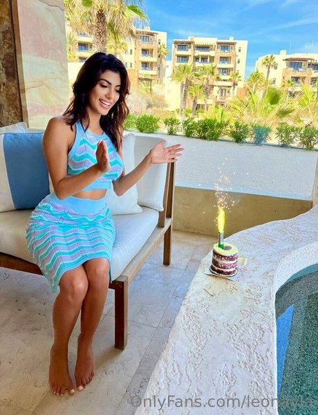 leonayla perfect model images