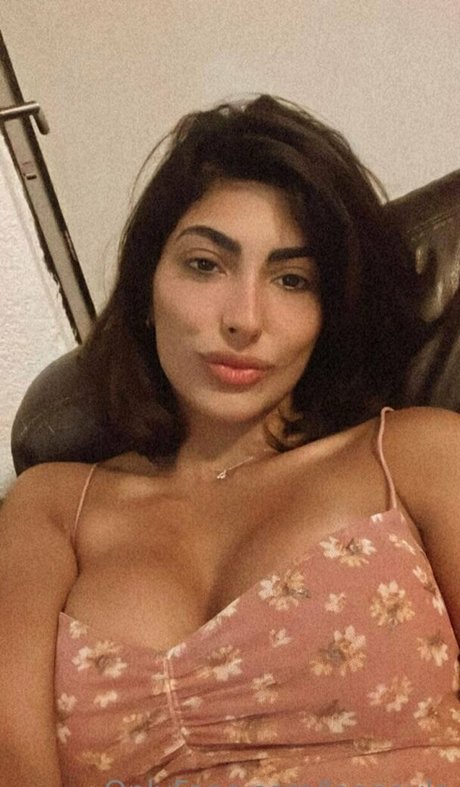 leonayla top actress img