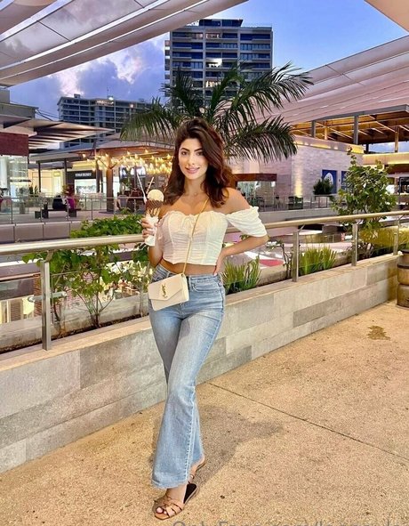 leonayla pornstar free picture