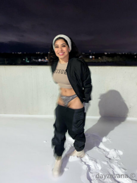 dayzevana art actress gallery