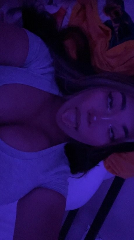 Ahegaojen model porn image