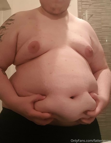 fatterigrow pornstar erotic image