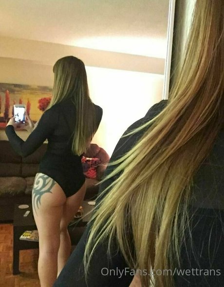 wettrans naked model pic