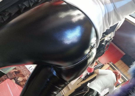 biancabeauchamp art star photo