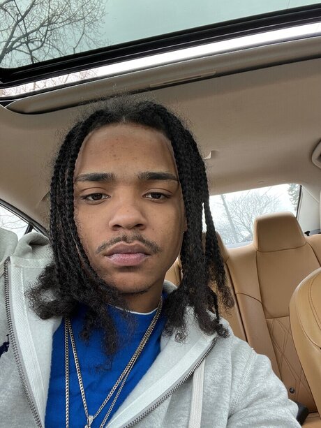 Touk adult model images