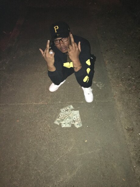 IGotDBiggestone star image