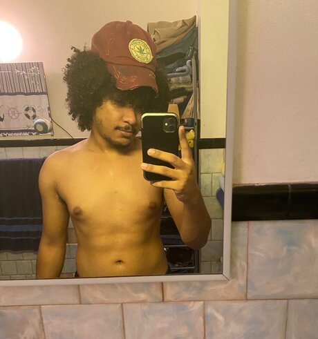 Vibeworld art star photos