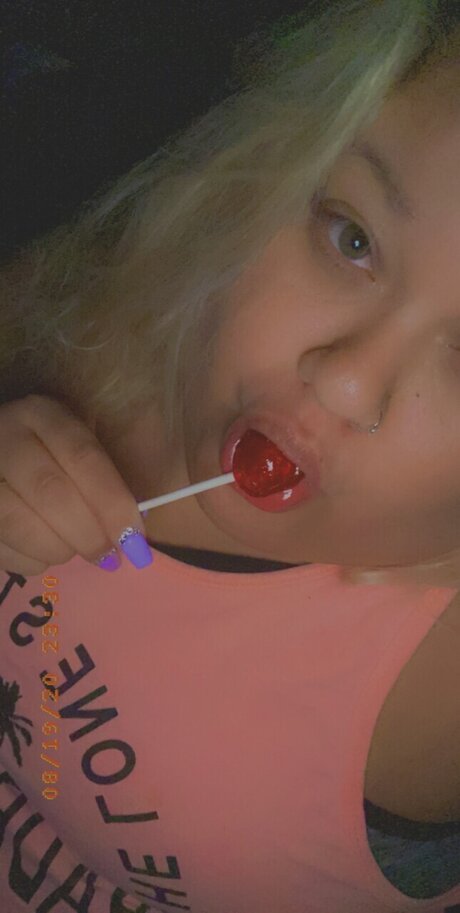 Naomii star erotic image