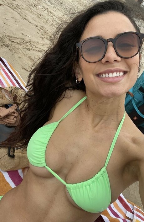 maandymore exclusive actress pics