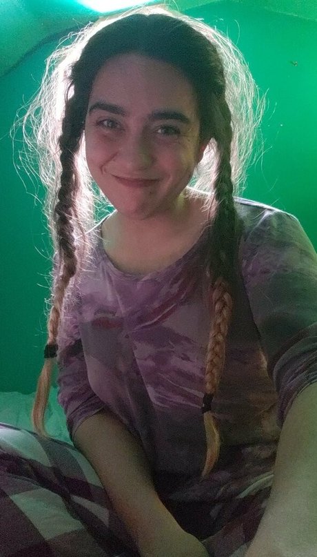 magicalswampgoblin nice actress img